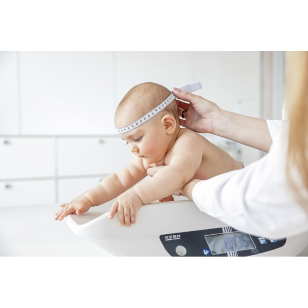 Báscula pesabebés Kern MBA